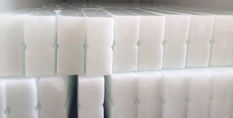 [合肥冰塊配送]合肥洪海制冰教會(huì)您工業(yè)冰塊的用途?