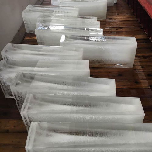 成都新民場鎮(zhèn)降溫冰塊公司配送電話